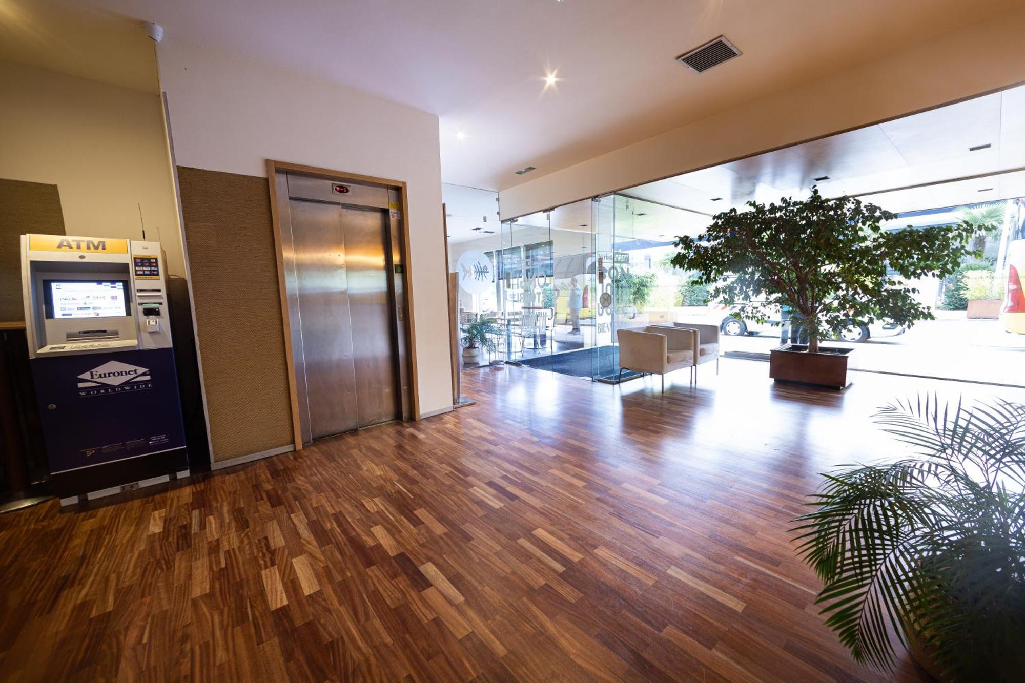 Eth Irun Hotel Exterior photo